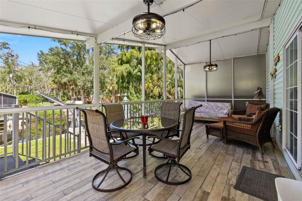 6496 W Richard Drive, Weeki Wachee, FL 34607 Photo
