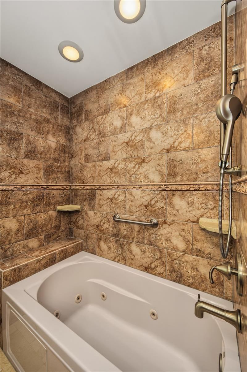 2233 Pinnacle Circle S, Palm Harbor, FL 34684 Photo