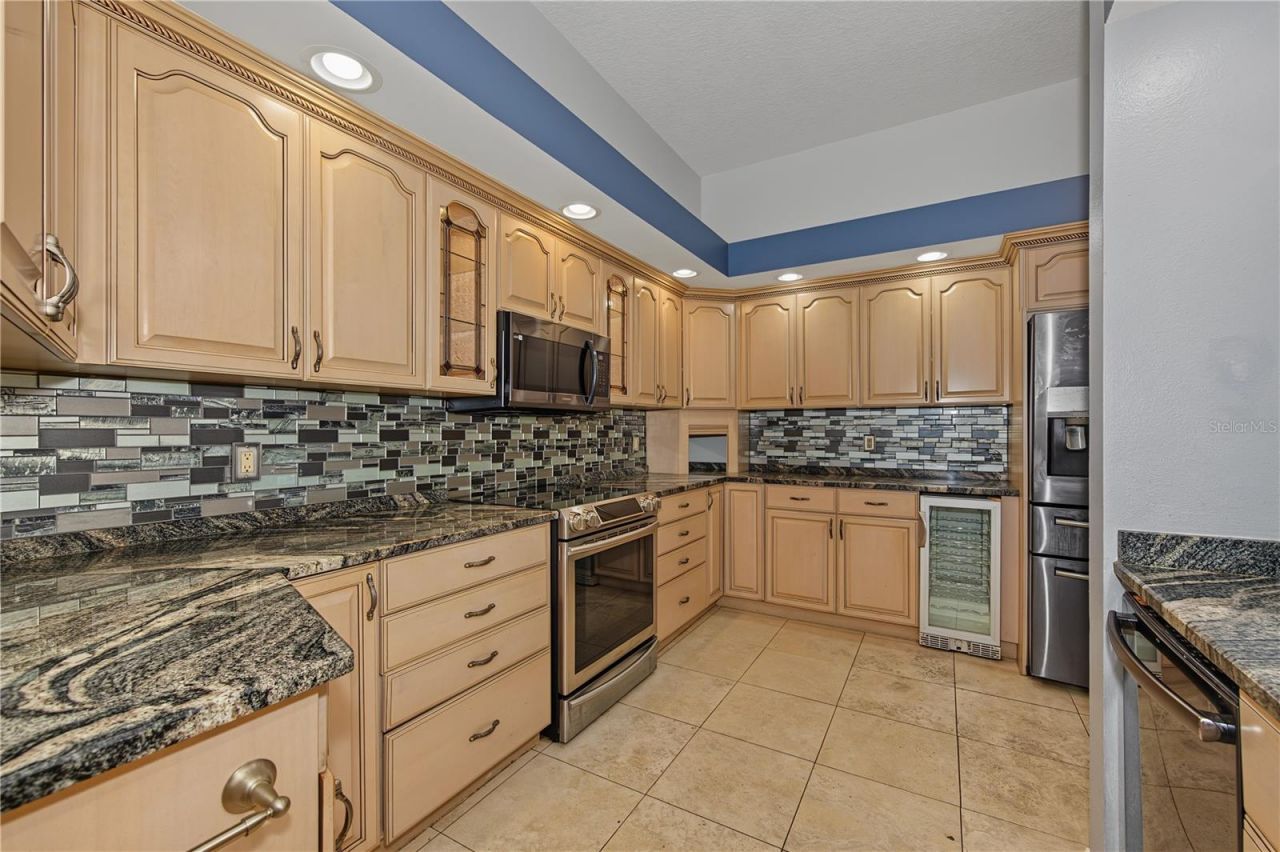 2233 Pinnacle Circle S, Palm Harbor, FL 34684 Photo