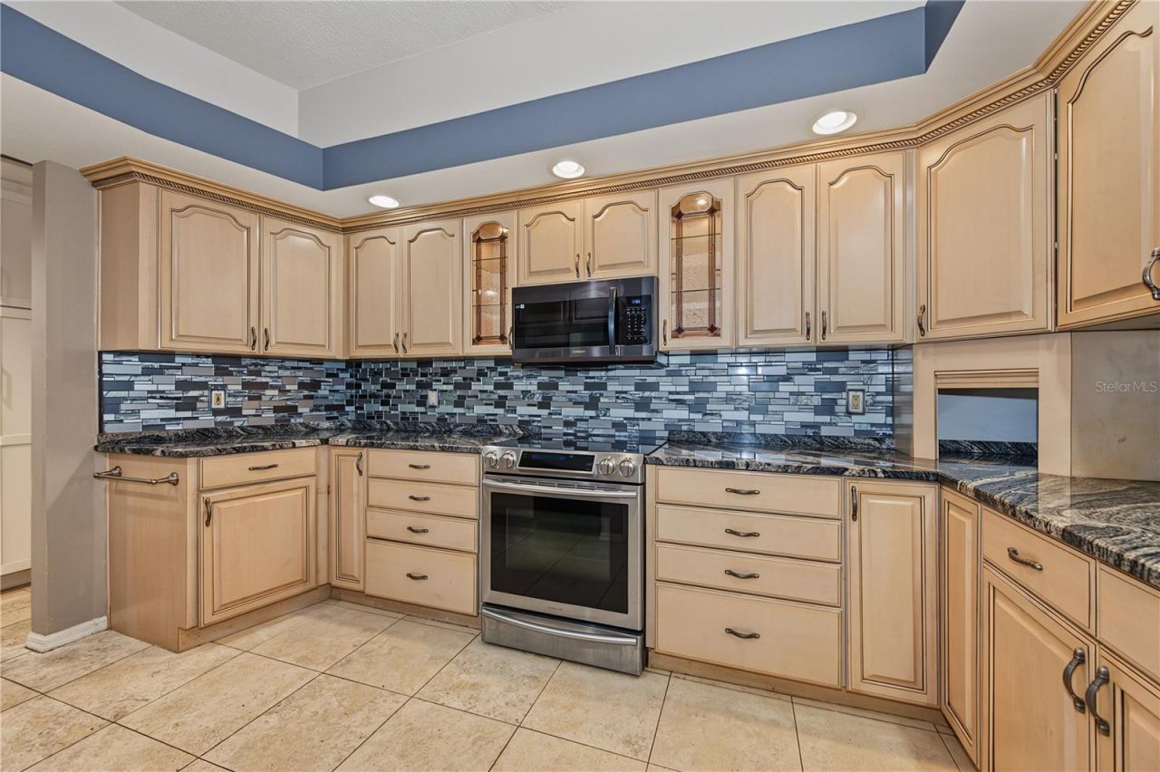 2233 Pinnacle Circle S, Palm Harbor, FL 34684 Photo