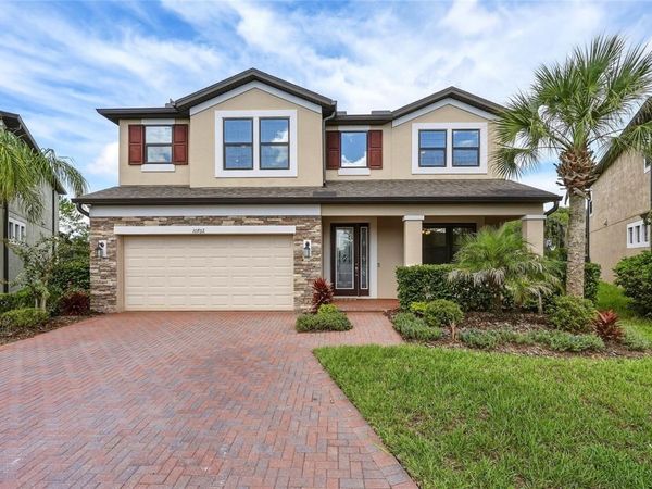 10702 PLEASANT KNOLL DRIVE, TAMPA, FL 33647