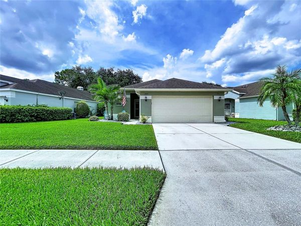 5605 CANNONADE DRIVE , WESLEY CHAPEL, FL 33544
