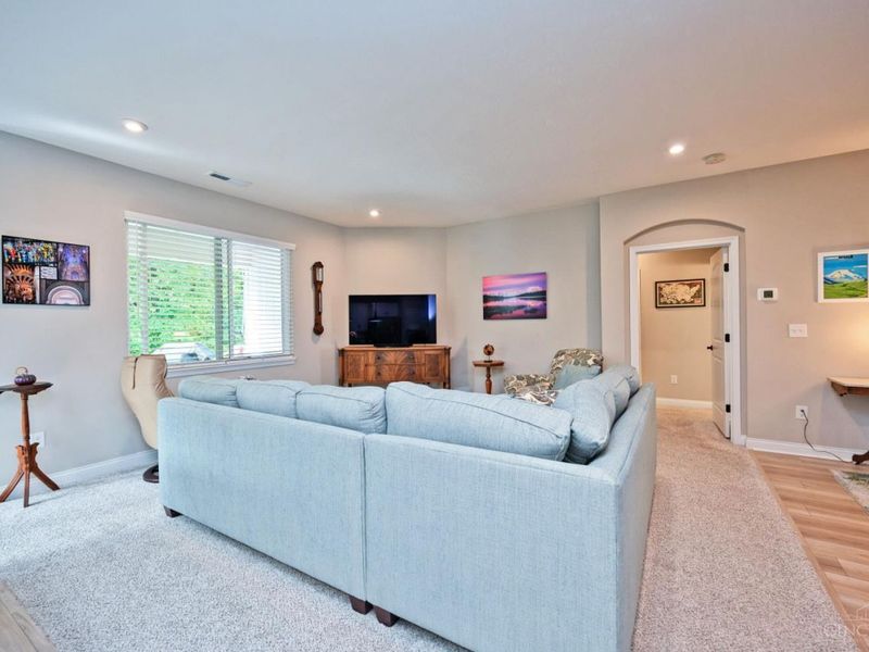 1341 Brookchase Circle, Hamilton Township, OH 45039 Photo 15