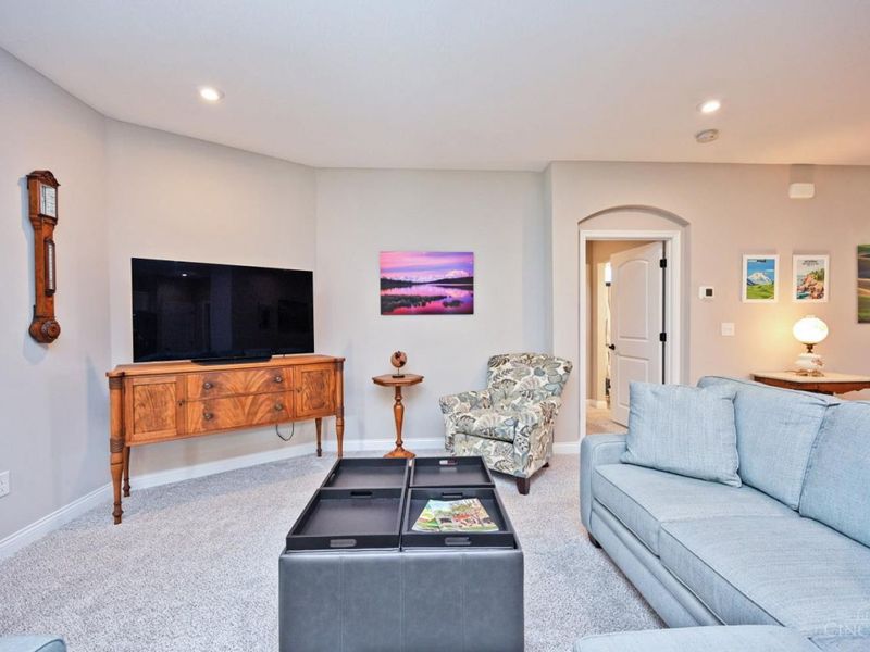1341 Brookchase Circle, Hamilton Township, OH 45039 Photo 16