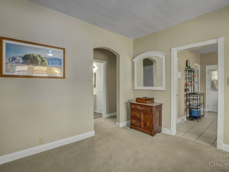 3302 Wardall Avenue, Cheviot, OH 45211 Photo 7