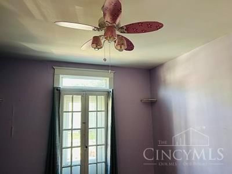 3129 Durrell Avenue, Cincinnati, OH 45207 Photo 12