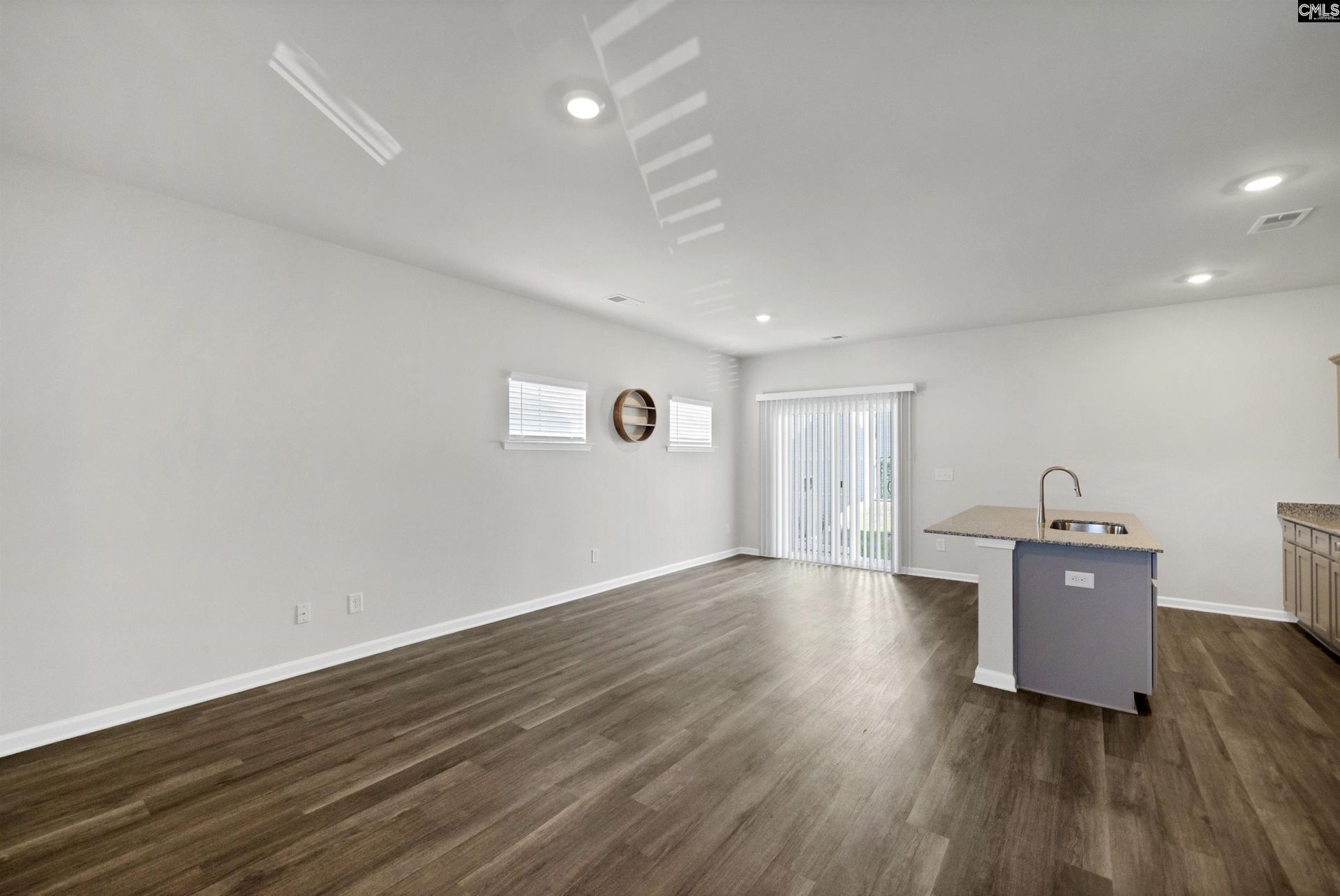 932 Drake Grove Lane  Photo 4