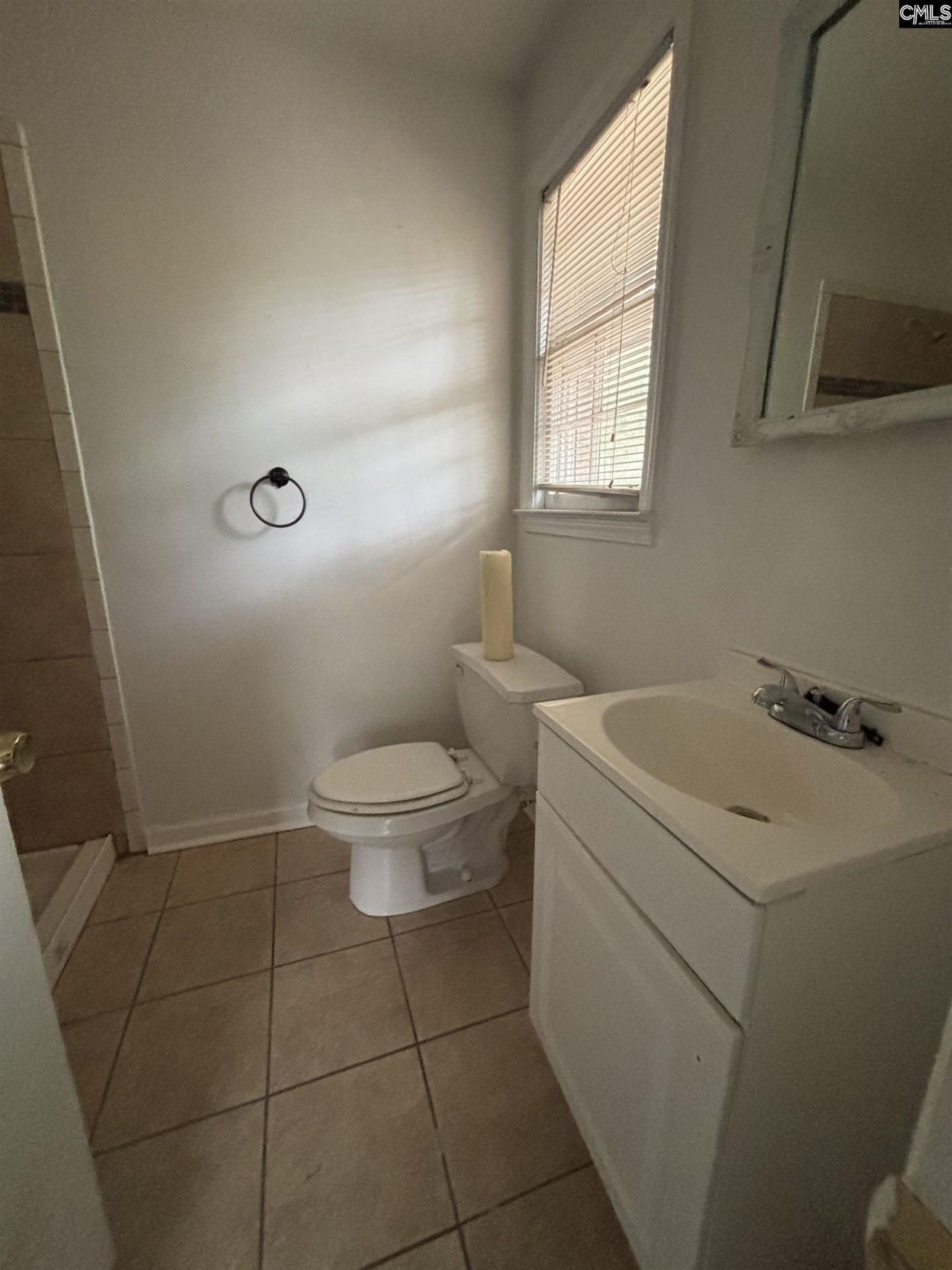 724 Janice Drive  Photo 12