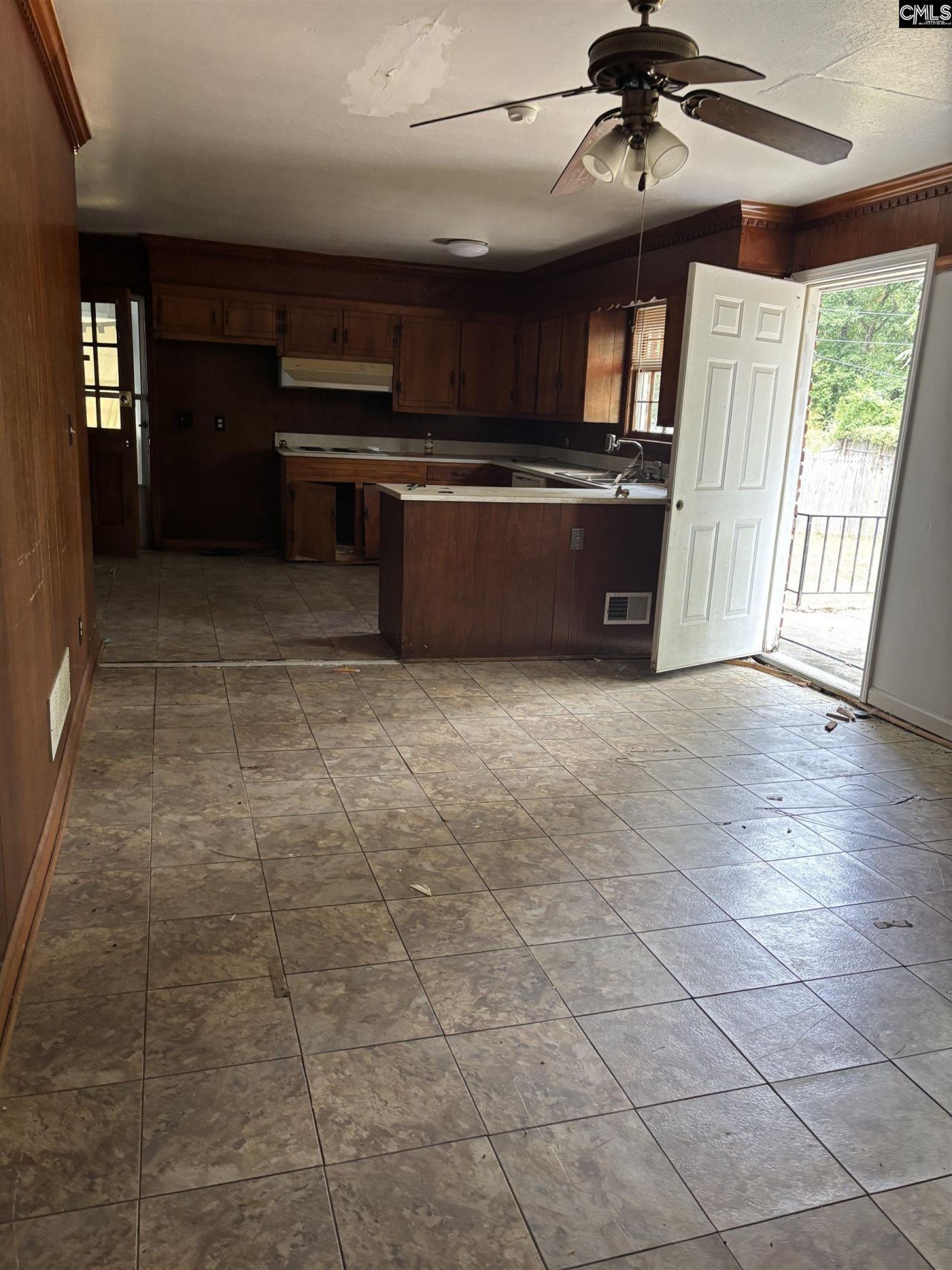 724 Janice Drive  Photo 16