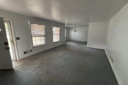 724 Janice Drive  photo 4