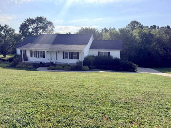1909 Pointe Barton Dr , Lebanon, TN 37087