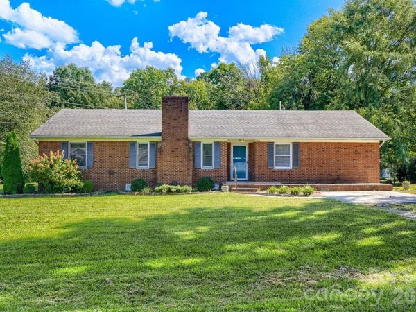 506 Goldmoor Drive NE, Concord, NC 28025