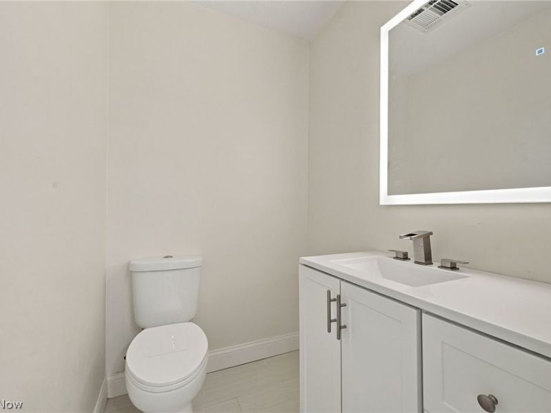 9956 Johnnycake Ridge Road, Unit 08, Concord Township, OH 44077 Photo 16
