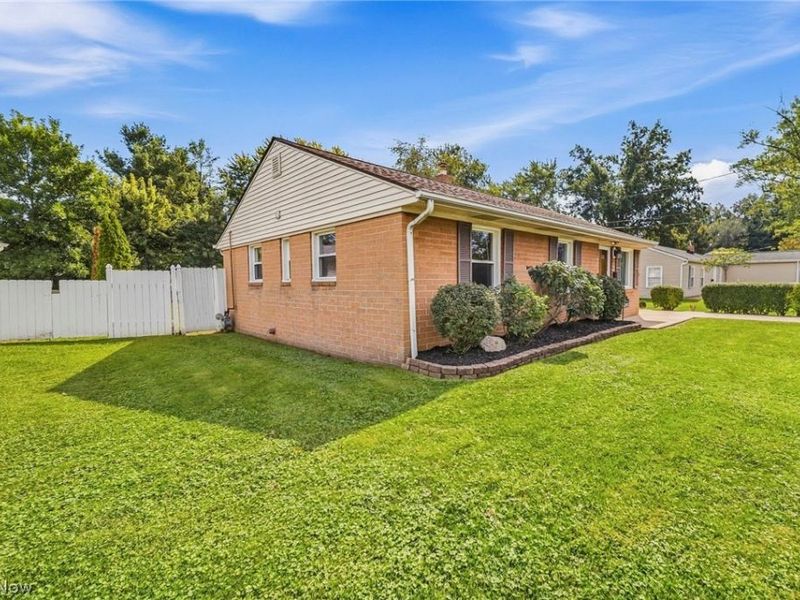 33450 Willowick Drive, Eastlake, OH 44095 Photo 20