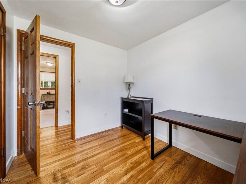 33450 Willowick Drive, Eastlake, OH 44095 Photo 9