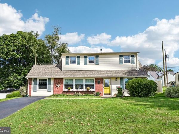66 QUIET ROAD, LEVITTOWN, PA 19057