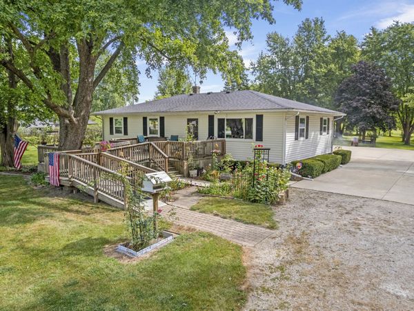 2826 E 2631st Road , Marseilles, IL 61341