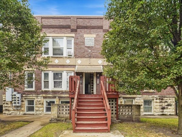 219 Youngs Avenue , Joliet, IL 60432