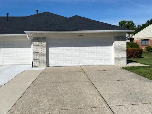 20404 Birch Meadow Drive , Clinton Township, Mi 48036