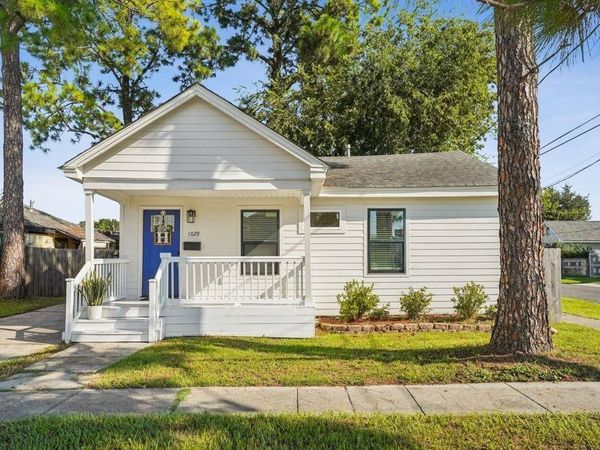 1029 KEPLER Street , Gretna, LA 70053