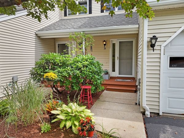 35 Belgian Ln, Unit 35, Leominster, MA 01453
