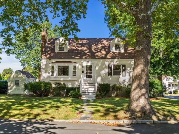 27 Sycamore Road, Melrose, MA 02176