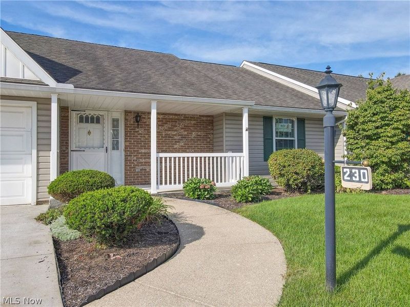 230 Park Place Drive, Wadsworth, OH 44281 Photo 2
