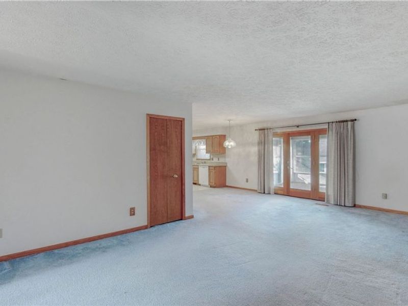 230 Park Place Drive, Wadsworth, OH 44281 Photo 5