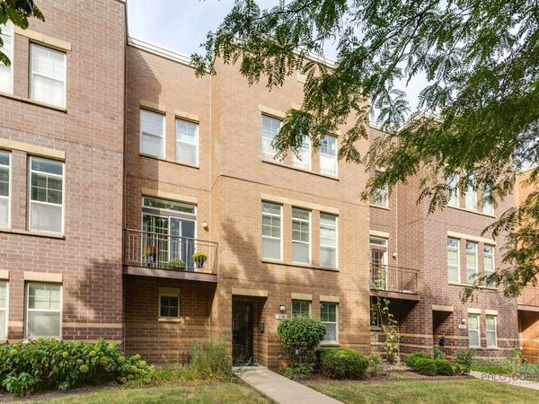 3544 S Federal Street, Chicago, IL 60609