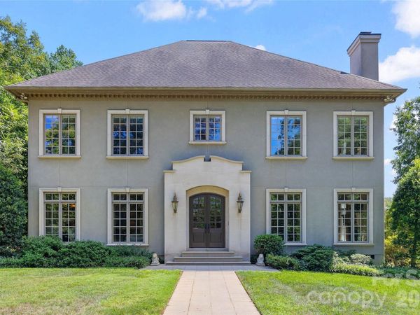 925 Harvard Place , Charlotte, NC 28207