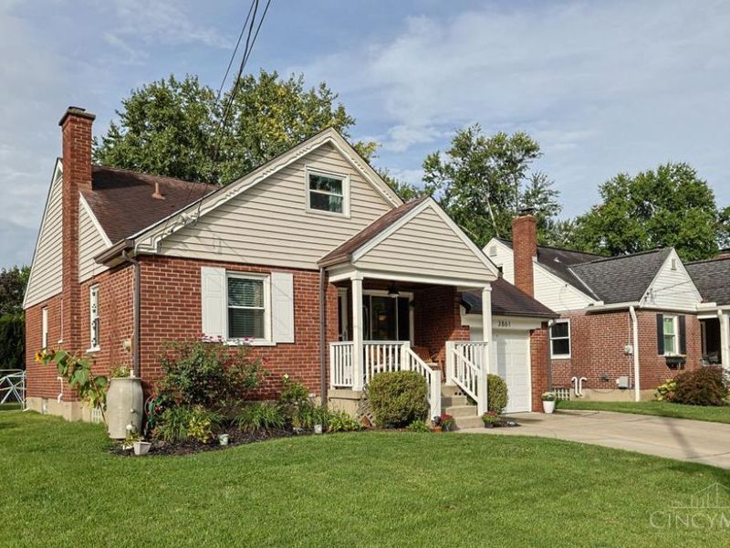 3861 Meadowlark Lane, Fairfax, OH 45227 Photo 2