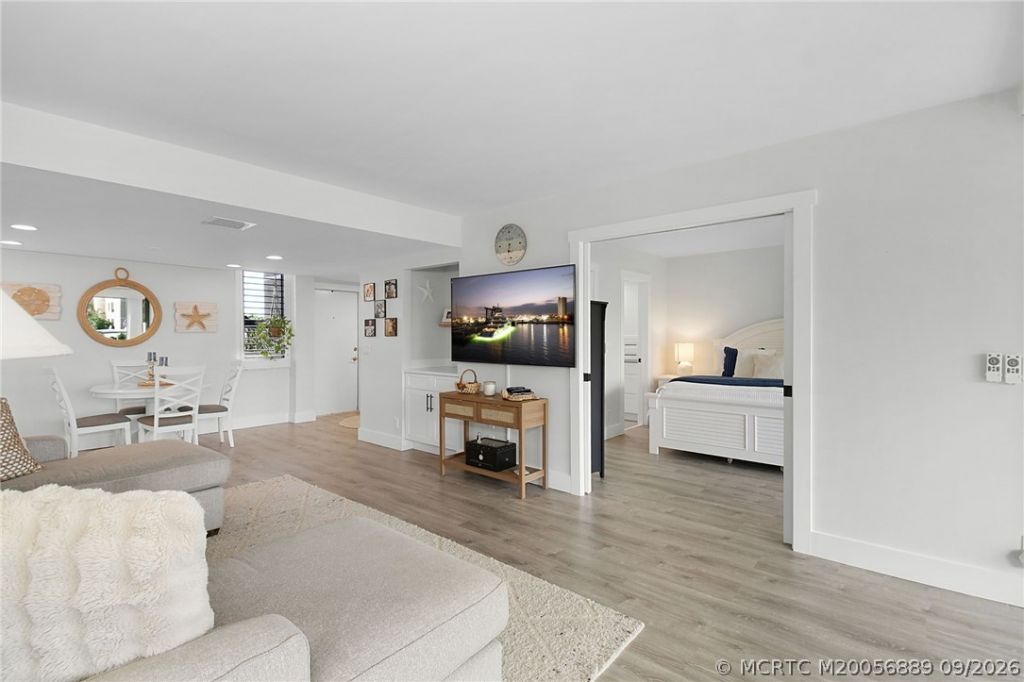 3452 NE Causeway Boulevard , Unit 202, Jensen Beach, FL 34957 Photo