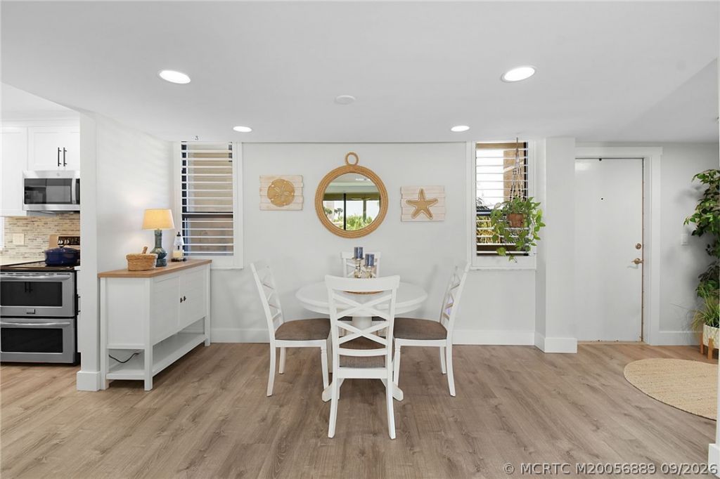 3452 NE Causeway Boulevard , Unit 202, Jensen Beach, FL 34957 Photo