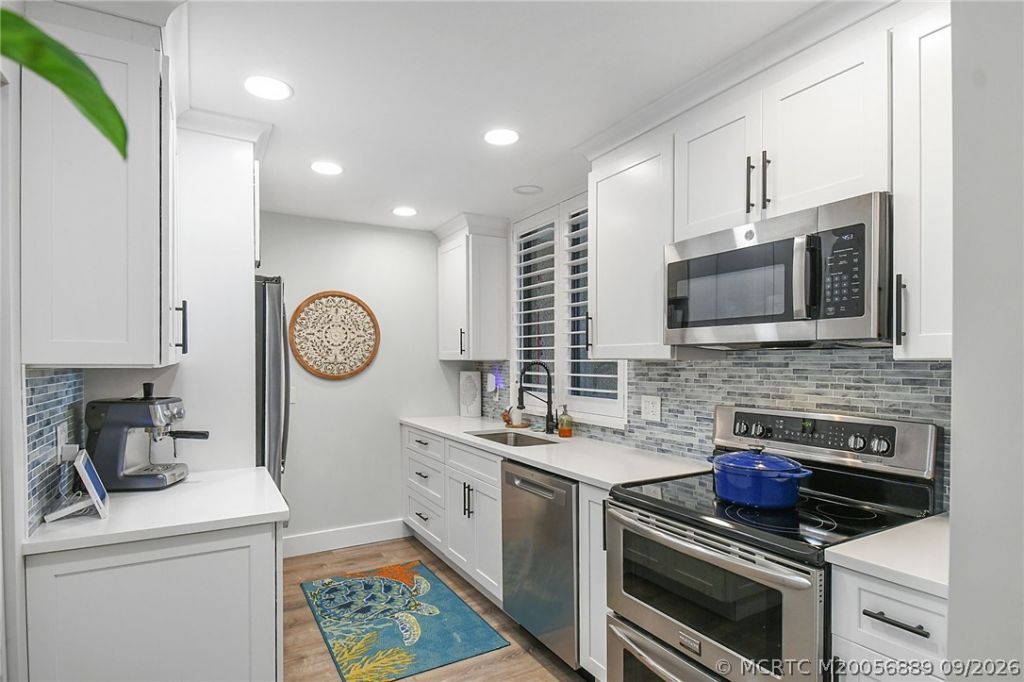 3452 NE Causeway Boulevard , Unit 202, Jensen Beach, FL 34957 Photo