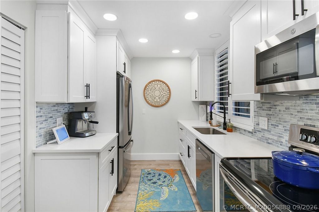 3452 NE Causeway Boulevard , Unit 202, Jensen Beach, FL 34957 Photo