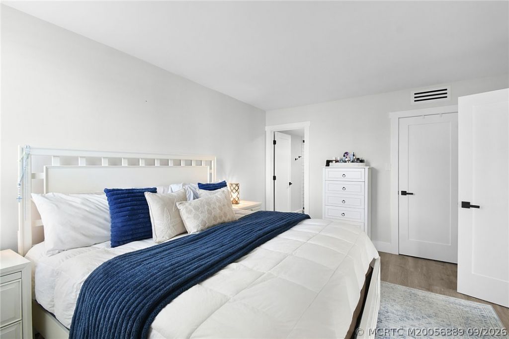 3452 NE Causeway Boulevard , Unit 202, Jensen Beach, FL 34957 Photo