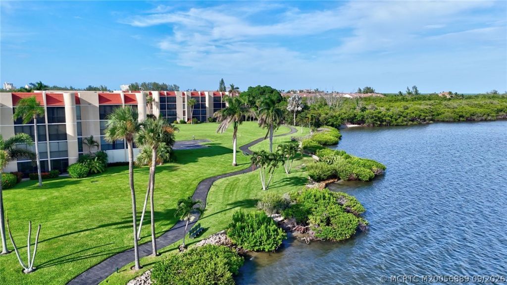3452 NE Causeway Boulevard , Unit 202, Jensen Beach, FL 34957 Photo