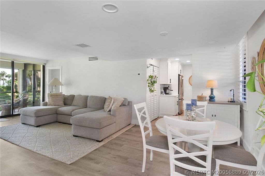 3452 NE Causeway Boulevard , Unit 202, Jensen Beach, FL 34957 Photo