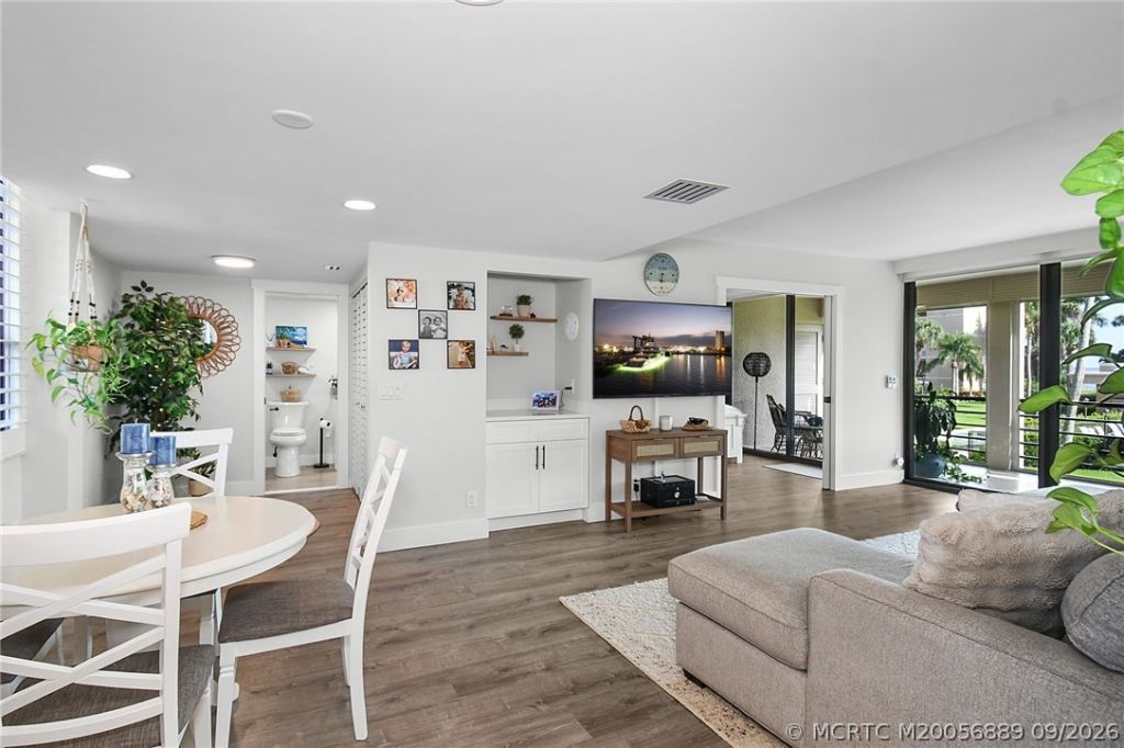 3452 NE Causeway Boulevard , Unit 202, Jensen Beach, FL 34957 Photo