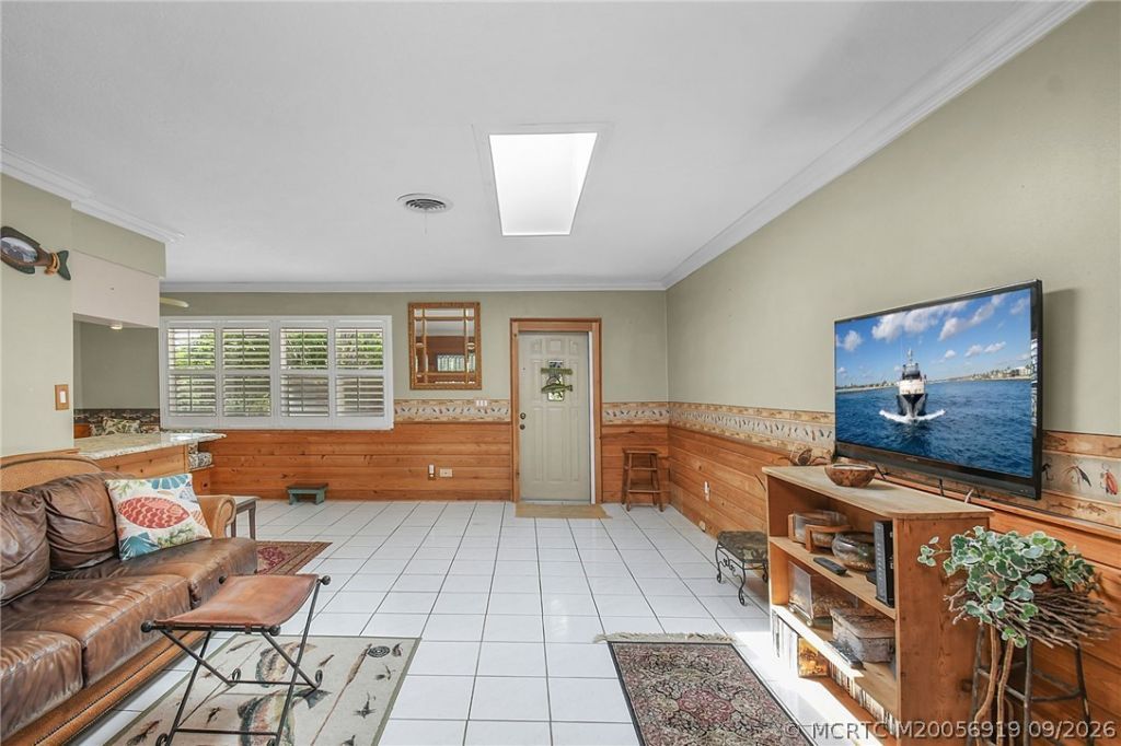 76 N El Mar Drive, Jensen Beach, FL 34957 Photo