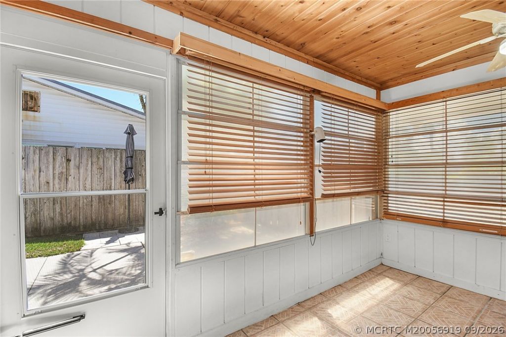 76 N El Mar Drive, Jensen Beach, FL 34957 Photo