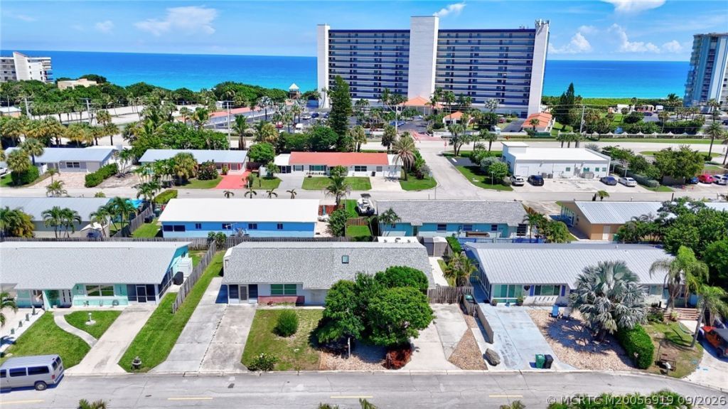 76 N El Mar Drive, Jensen Beach, FL 34957 Photo