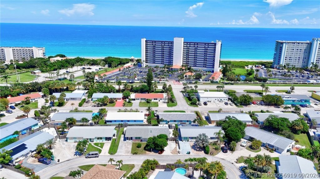 76 N El Mar Drive, Jensen Beach, FL 34957 Photo