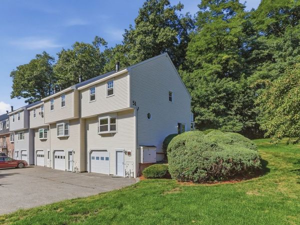 51 Frederick Street, Unit 81, Dracut, MA 01826