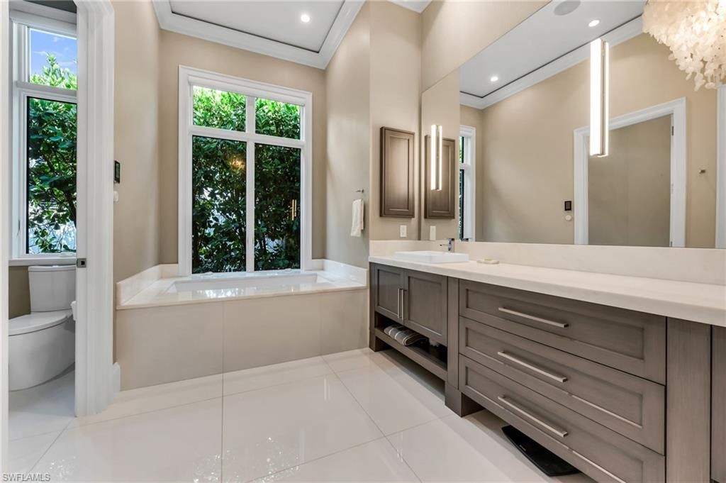 1779 4th St S, Naples, FL 34102 Photo