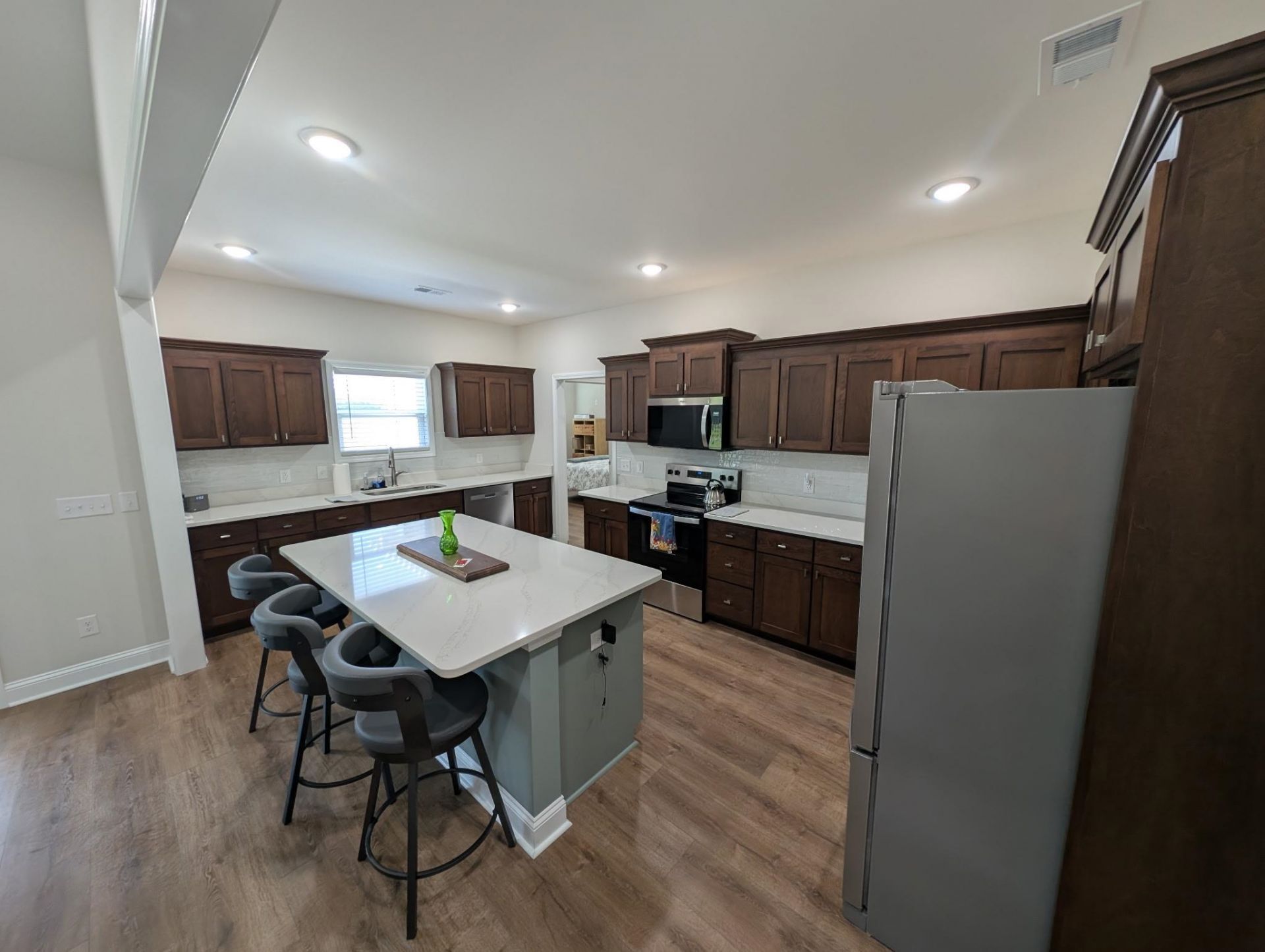 1174 Justice Loop Photo 6