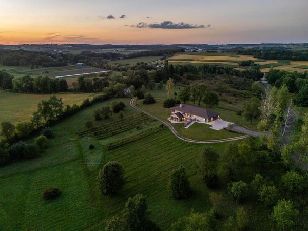 3129 Keithbridge Circle, Mount Horeb, WI 53572
