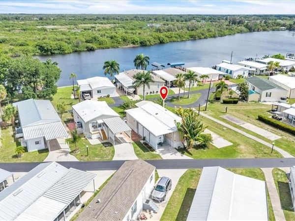8320 RIVERSIDE DR, Unit 101, PUNTA GORDA, FL 33982