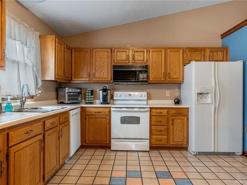 9845 Jamaica Road, Miamisburg, OH 45342 Photo 9