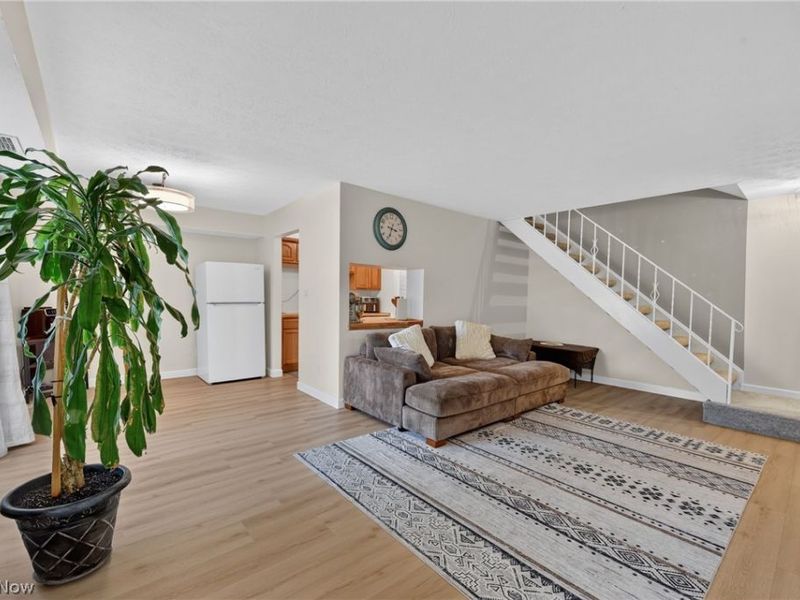 4926 Independence Circle, Unit B, Stow, OH 44224 Photo 7